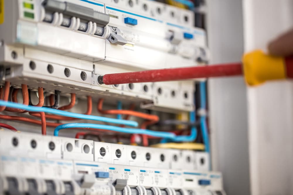 Infraestrutura e adequações elétricas